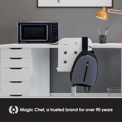 Magic Chef 0.7 cu. ft. Countertop Microwave 700-Watt Digital Touch - Outdoor-Depot.us