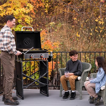 BLACKSTONE Blackstone 2205 Original 22” Omnivore Tabletop Griddle with Hood, Powder Coated Steel, Black - Outdoor Depot