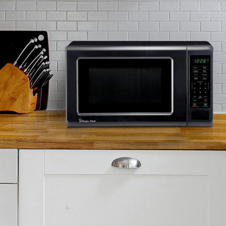 Magic Chef 0.7 cu. ft. Countertop Microwave 700-Watt Digital Touch - Outdoor-Depot.us