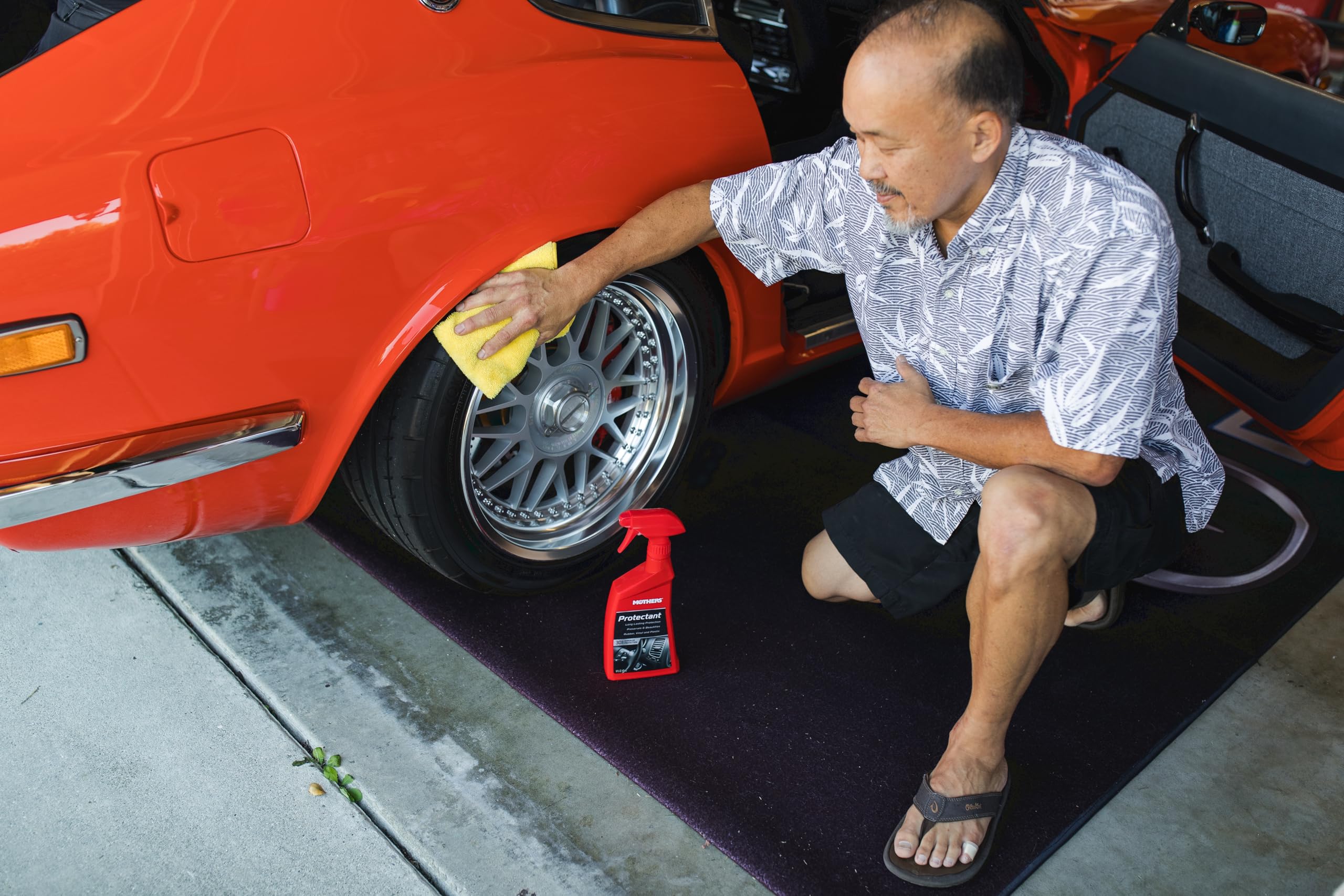 Mothers Mothers Protectant, 24 oz. – Long-Lasting UV Protection for Rubber, Vinyl & Plastic, Shields Dash, - Outdoor Depot