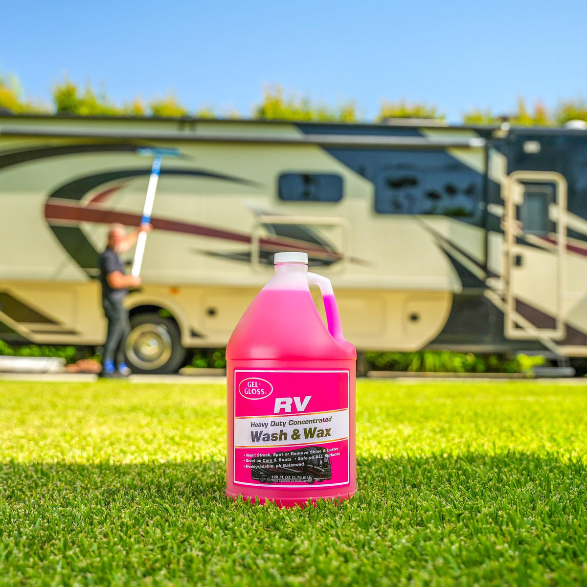 TR Gel GLOSS RV Wash & Wax - Clean, Streak-Free Finish, Reduced Water Spotting, pH Neutral, Concentrated - Outdoor Depot