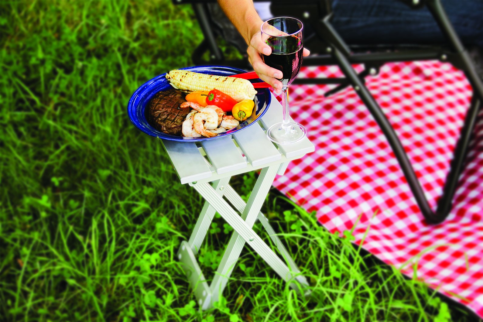 Camco Camco Aluminum Small Outdoor Side Table - Folding Camping Table Supports Up to 130lb - Features - Outdoor Depot