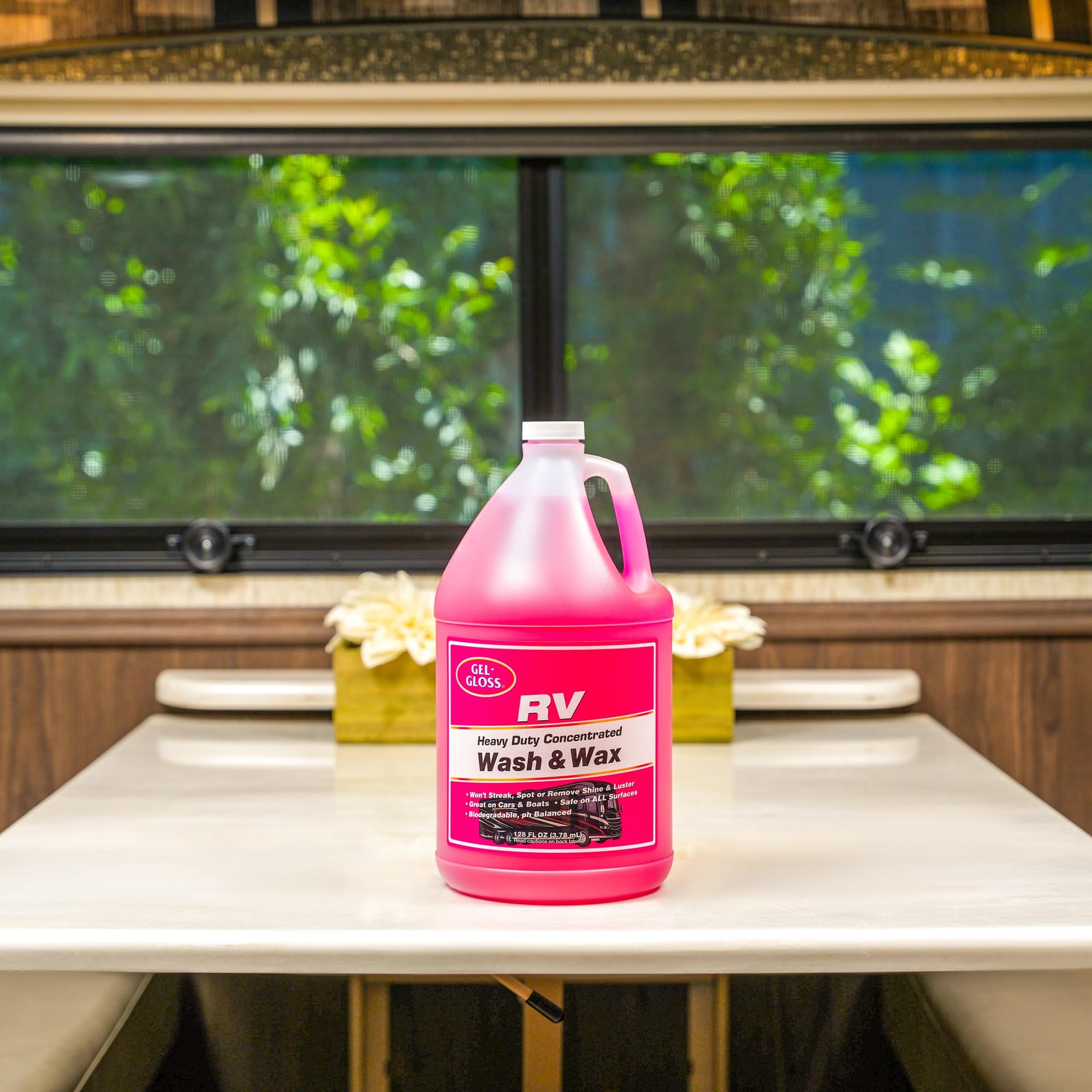 TR Gel GLOSS RV Wash & Wax - Clean, Streak-Free Finish, Reduced Water Spotting, pH Neutral, Concentrated - Outdoor Depot