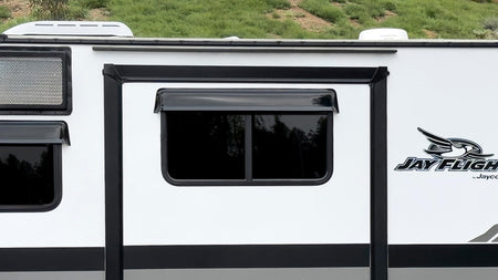 GT STYLING RV1036 RV WINDOW DEFLECTOR AND SUN VISOR